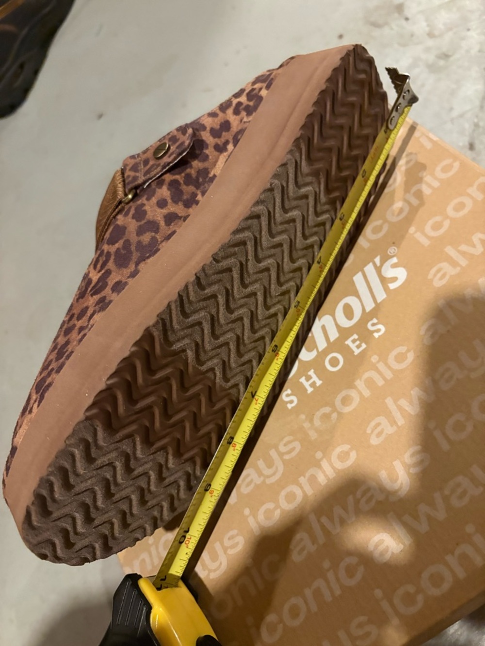 Dr. Scholl's Women’s Chill Time Adjustable Clog - Leopard - NWT Sz 8 - Picture 8 of 8